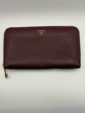 Fossil Pebbled Leather Zip Wallet - Burgundy with Gold Hardware